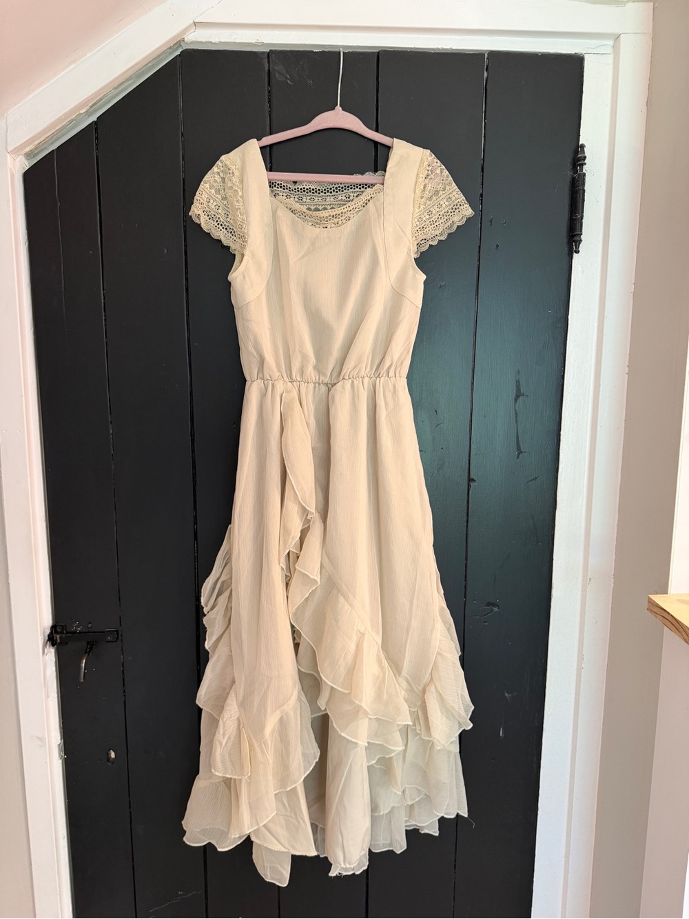 Joyfolie Cream Ruffled Lace-Trim Dress Size 7
